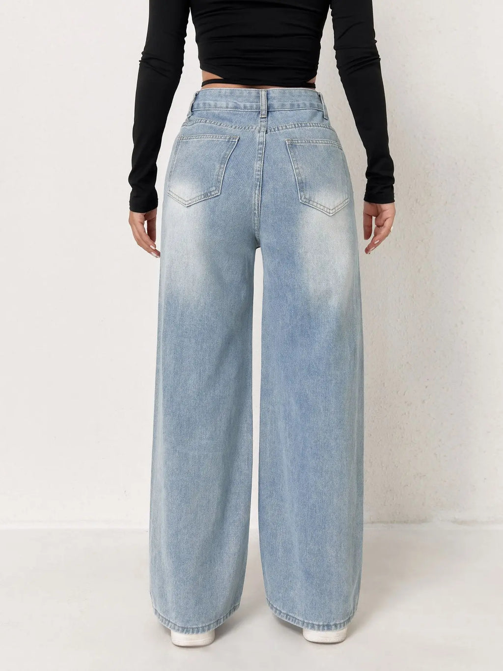 Women's jeans in the style of the 2000s.