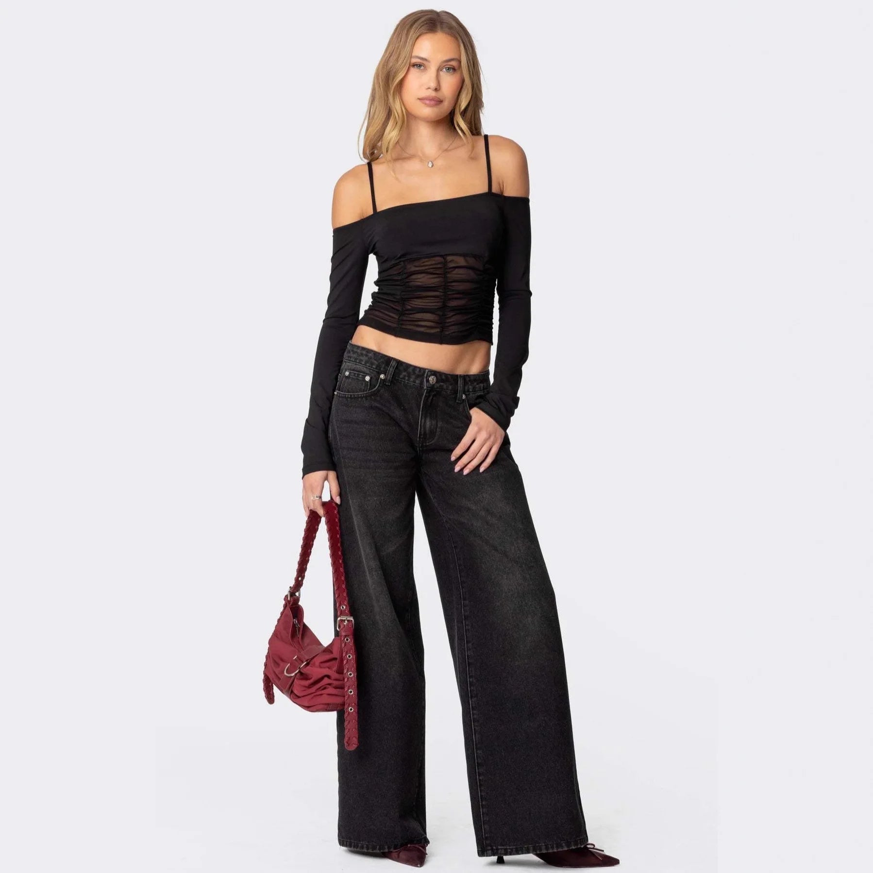 Women's wide-leg printed jeans, straight cut.