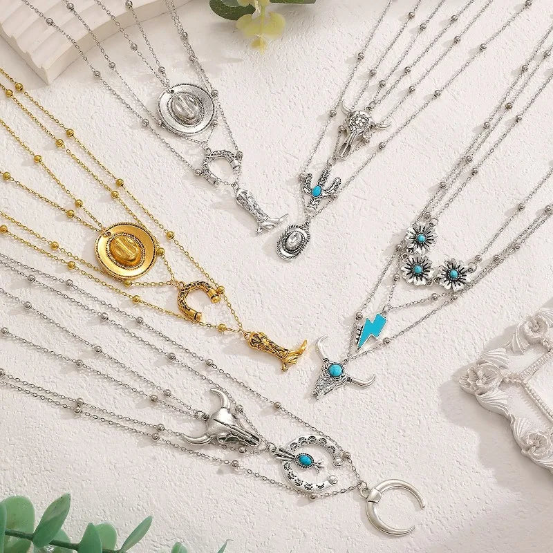 Cowboy style necklace set