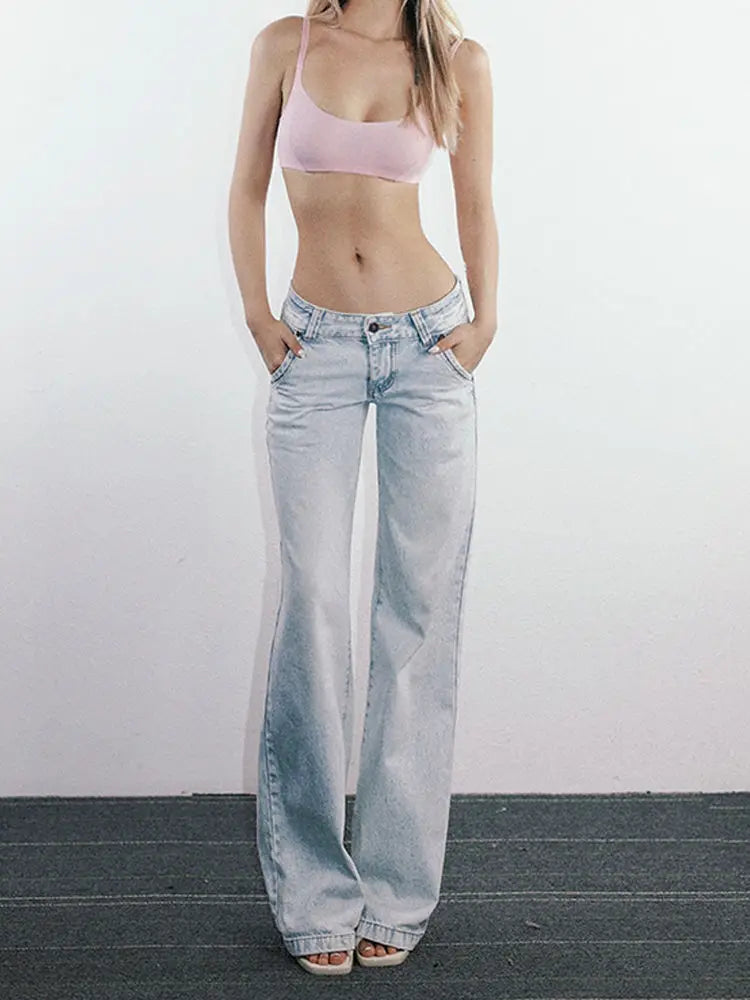 Women's casual light blue low-waisted jeans, streetwear style.