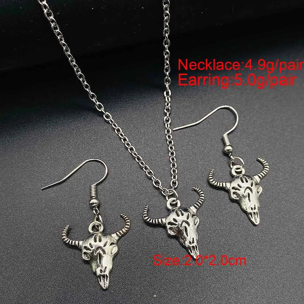 Earrings and necklace set